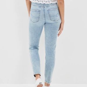 AE strigid mom jean
